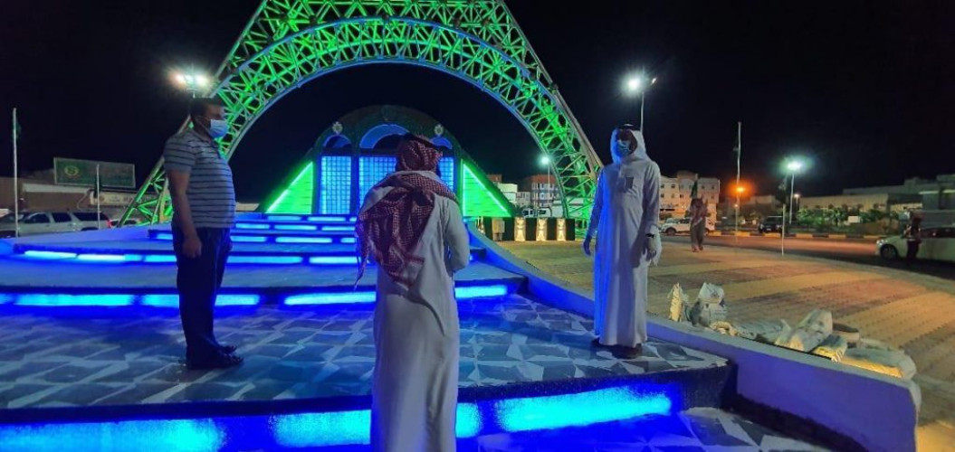 رئيس بلدية القريات يؤكد استمرار العمل بمشروع منطقة وسط المدينة ويشدد على سرعة الإنجاز والجودة