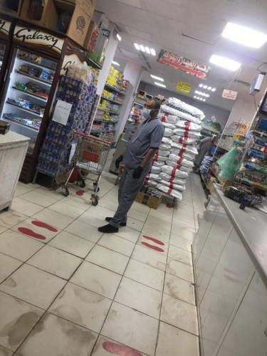 أمانة المدينة المنورة تُغلق 4 منشآت تجارية لمخالفتها الإجراءات الاحترازية