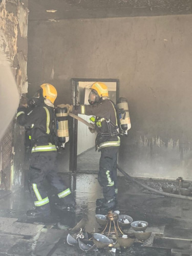 مدني طبرجل يباشر حادث حريق وسط منزل