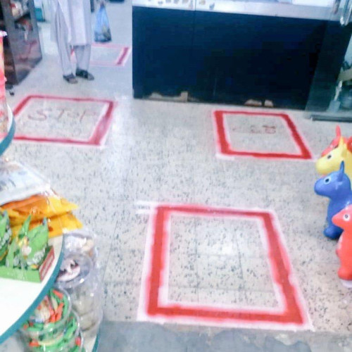 أمانة الحدود الشمالية تكثف جولاتها الرقابية على المجمعات التجارية تزامناً مع بدء إجراءات العودة تدريجيا