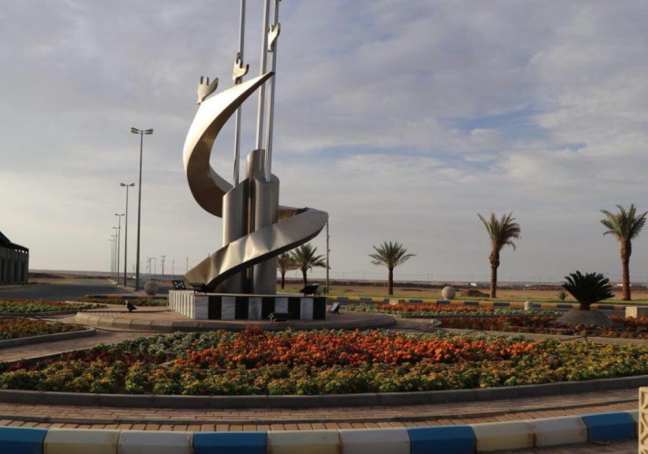 500 ألف شتلة ورد تزين محافظة تيماء