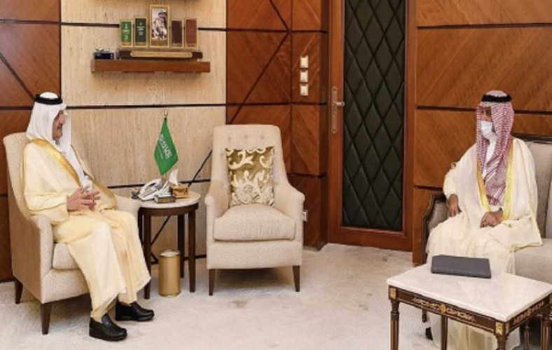 أمير المنطقة الشرقية يستقبل الرئيس التنفيذي للهيئة الملكية بالجبيل
