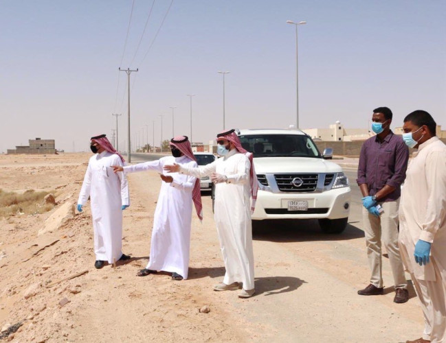 رئيس بلدية رفحاء يتفقد المشاريع الاستثمارية ويوجه بربط طريق الستين بطريق لينة والطريق الدولي