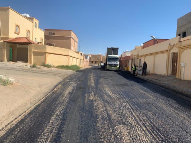 “بلدية صوير” تُواصل أعمال سفلتة مخططات المنح واستكمالها