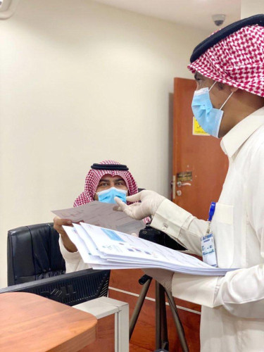 صحة رفحاء تنفذ حملة توعوية ميدانية بالإدارات الحكومية