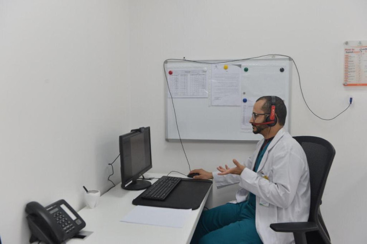 تخصصي تبوك يطلق العيادات الافتراضية لتقديم الخدمات الطبية للمرضى