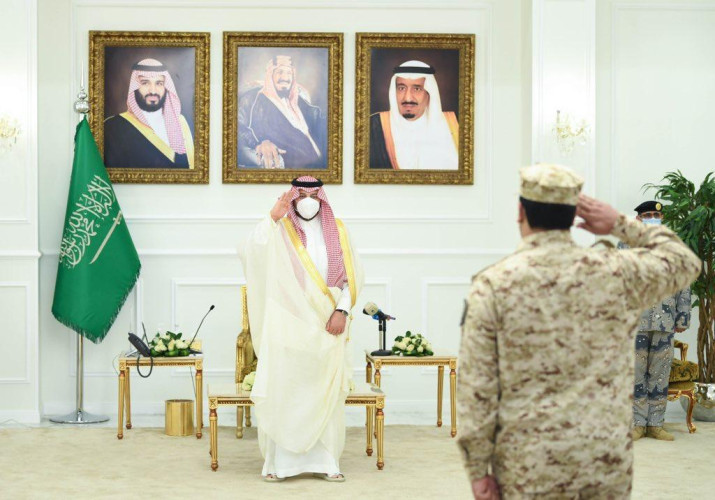 سمو أمير الحدود الشمالية يستقبل القيادات الأمنية بالمنطقة بمناسبة عيد الأضحى المبارك