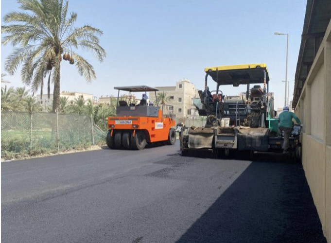 بلدية القطيف تبدأ صيانة بعض الشوارع في القديح