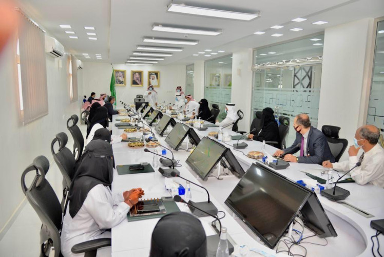 صحة الجوف تبحث دعم برامج المراكز الصحية في المنطقة