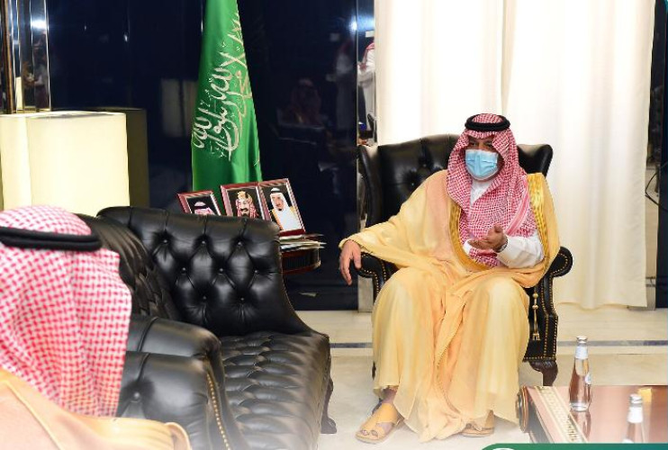 سمو الأمير عبد العزيز بن سعد يستقبل رئيس جامعة حائل