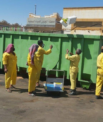 أمانة تبوك تحول دون دخول 500 كجم من الفلفل الرومي لأسواق المنطقة لاحتوائها على بقايا مبيدات