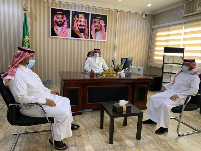 تطبيق بروتوكولات العودة للعمل مع مباشرة الهيئة الإدارية والتعليمية بتعليم تبوك مهامها