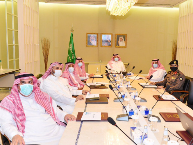 سمو أمير حائل يرأس اجتماع اللجنة العليا للأزمات بالمنطقة