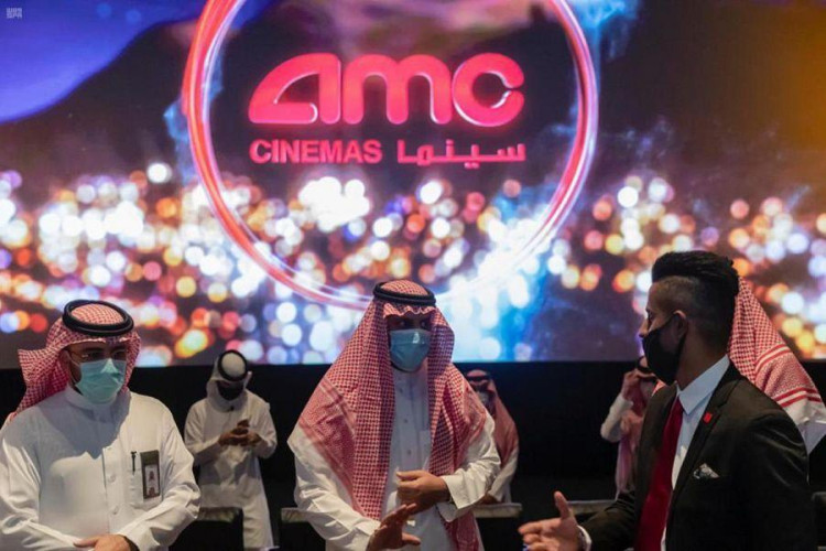 تدشين أول دار للسينما بحفر الباطن