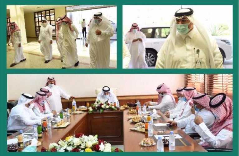 أمين منطقة تبوك يتفّقد بلدِيَتي الوجه وأملج
