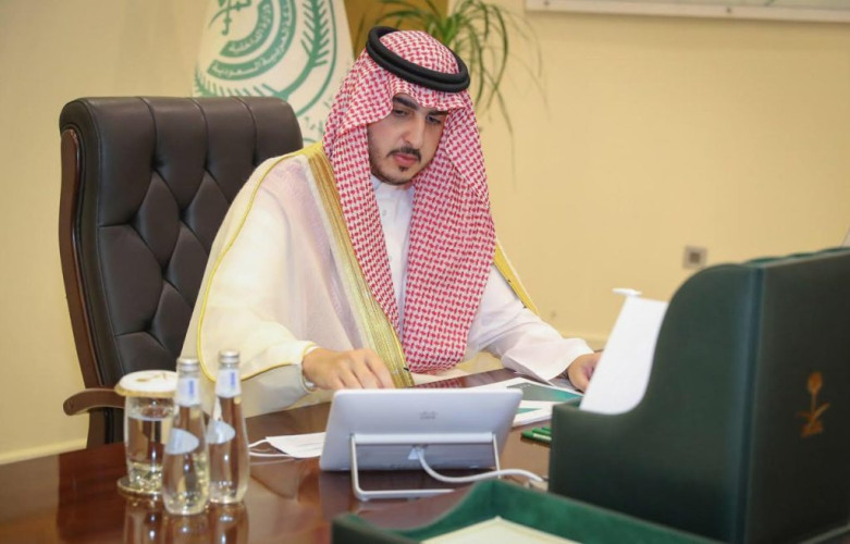 أمير الجوف يفتتح ورشة العمل التي نظمتها وزارة التخطيط لتطوير مهارات أعضاء مجلس المنطقة والمجالس المحلية والبلدية