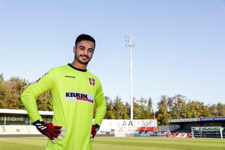 الحارس الشمري يخوض تجربة في نادي دوردريخت الهولندي