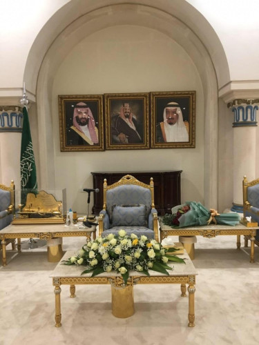 الأميرة مضاوي بنت سعود تلتقي عدد من منسوبات التعليم بمناسبة اليوم الوطني