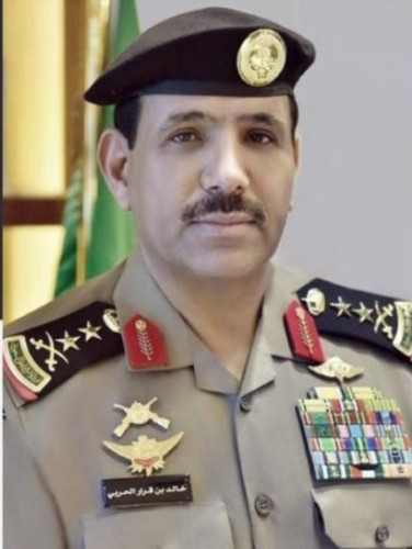 مدير الأمن العام يقوم بجولة تفقدية للإدارة العامة للتحريات والبحث الجنائي