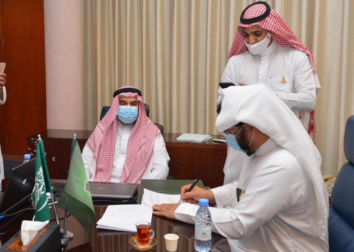 جامعة الملك عبدالعزيز توقيع اتفاقية لإدراج اللغة الصينية في المناهج والخطط الدراسية