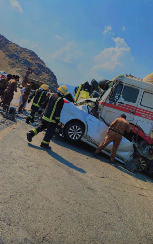 الهلال الأحمر: حادث تصادم بين مركبتين نتج عنه حالة وفاة