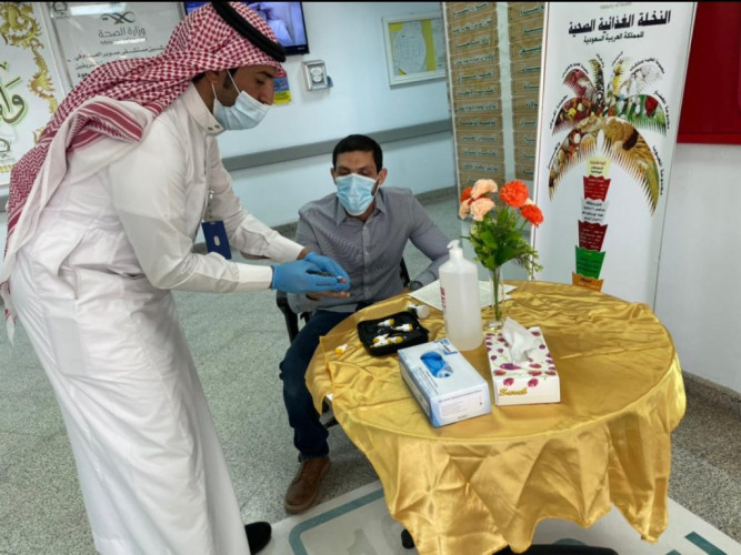 مستشفى صوير العام يدشن فعاليات اليوم العالمي للسكري