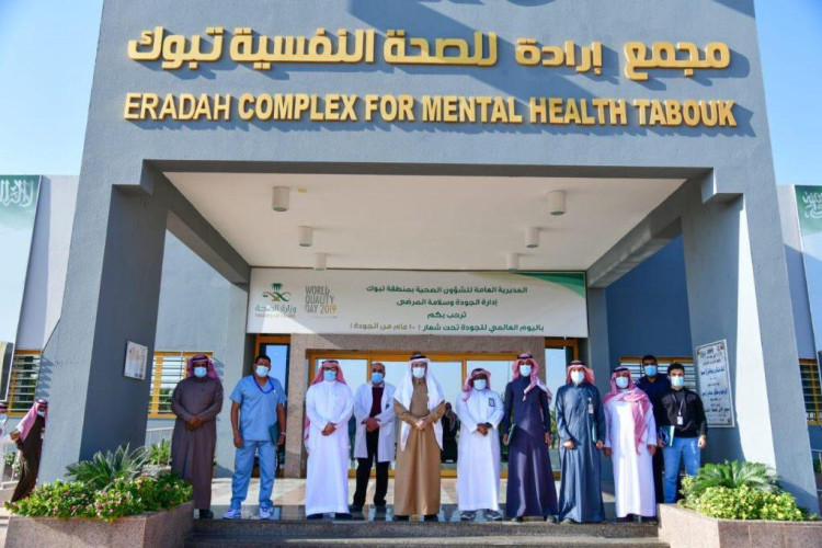 مدير صحة تبوك يدشن مشروع الملف الطبي الإلكتروني وعدد من البرامج في مجمع إرادة والصحة النفسية