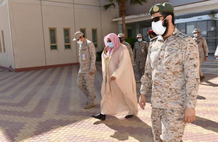 فضيلة مدير عام الإدارة العامة للشؤون الدينية للقوات المسلحة يزور وحدات القوات المسلحة المرابطة بالحد الجنوبي