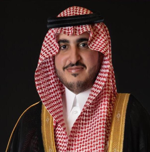 “أمير الجوف” يعزي أمين المنطقة بوفاة شقيقه