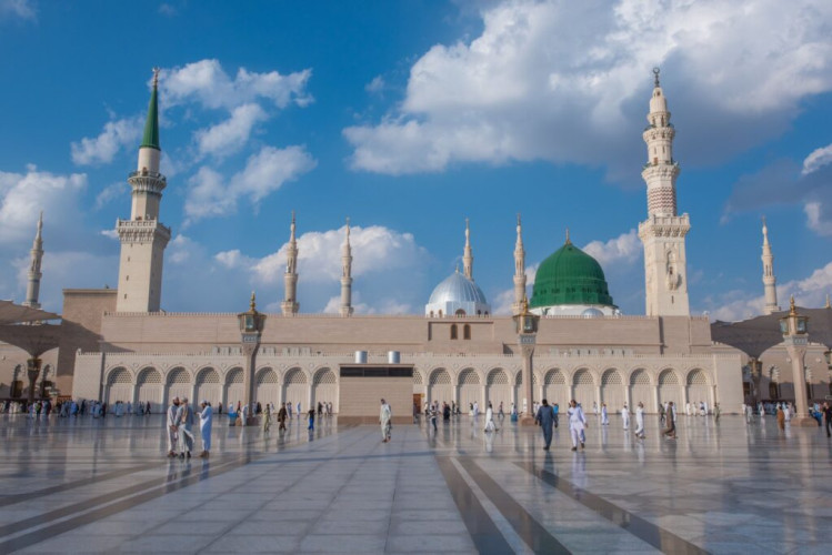 “وكالة شؤون المسجد النبوي” إغلاق المسجد النبوي بعد صلاة التراويح بنصف ساعة