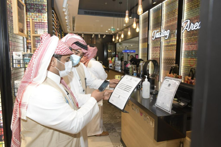 أمانة الشرقية تدعو الجميع للالتزام بالإجراءات الاحترازية لمواجهة “كورونا”