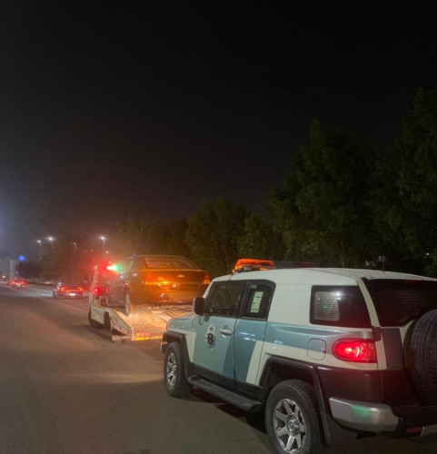 ‏مرور منطقة الحدود الشمالية يضبط قائد المركبة مارس التفحيط بحي المنصورية