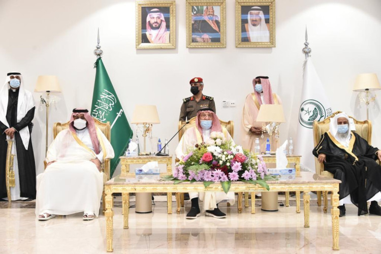 أمير منطقة جازان وسمو نائبه يستقبلان المهنئين بعيد الفطر المبارك ..