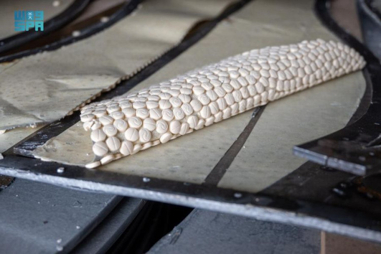 مكافحة المخدرات: إحباط محاولة تهريب(14,400,000)قرص إمفيتامين مخدر مخفية داخل شحنة ألواح حديدية قادمة من لبنان