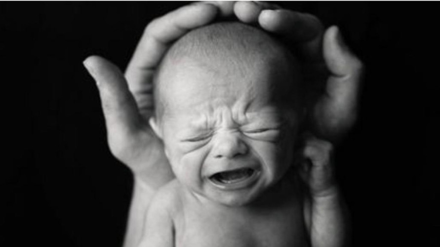 مترجم صرخة الطفل