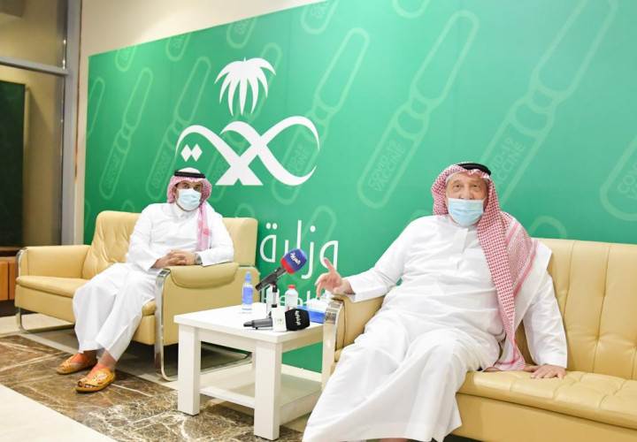 أمير جازان يتلقى الجرعة الثانية من لقاح كورونا “كوفيد – 19”