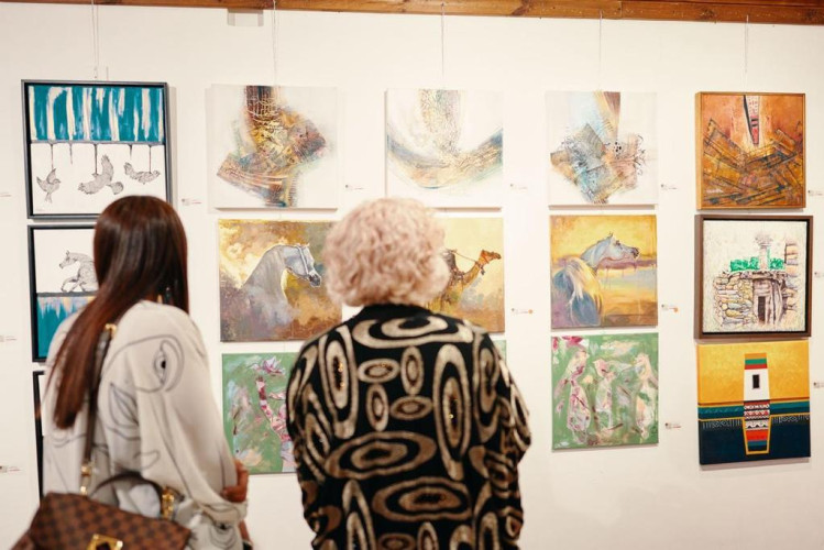 افتتاح معرض ٥٠٥٠ الفني في الخبر