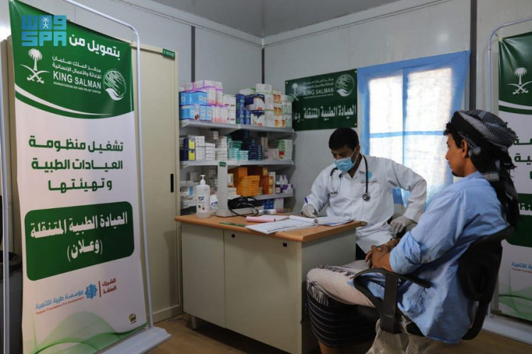 العيادات الطبية المتنقلة لمركز الملك سلمان للإغاثة في مخيم وعلان تقدم خدماتها العلاجية لـ 135 مستفيداً خلال أسبوع
