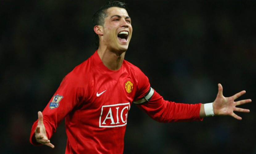 مانشستر يونايتد يعلن توصله لاتفاق لضم “رونالدو”