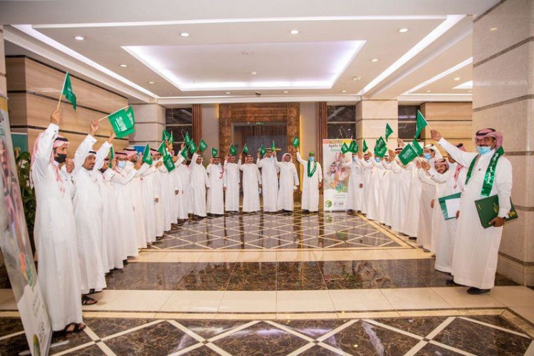 “منسوبو أمانة عسير” يحتفلون بذكرى اليوم الوطني الـ91