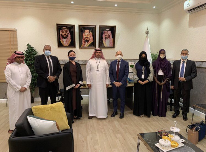 العياضي يستقبل القنصل الامريكي بجدة