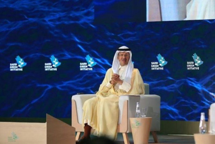 عبدالعزيز بن سلمان: المملكة قد تصل إلى “صفر انبعاثات كربونية” قبل 2060