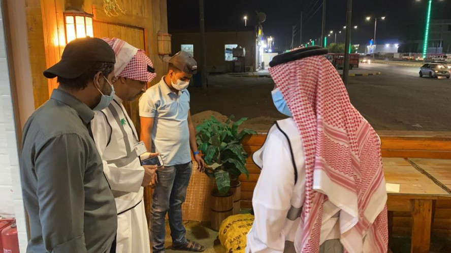 المركز الوطني لتنمية الغطاء النباتي يباشر منافذ بيع الحطب والفحم المستورد بحفرالباطن