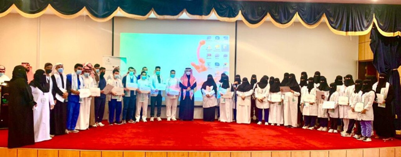 صحة تبوك : تخرج ٥٨ متدرب ومتدربه  لبرنامج تأهيل التمريض للرعاية الحرجة