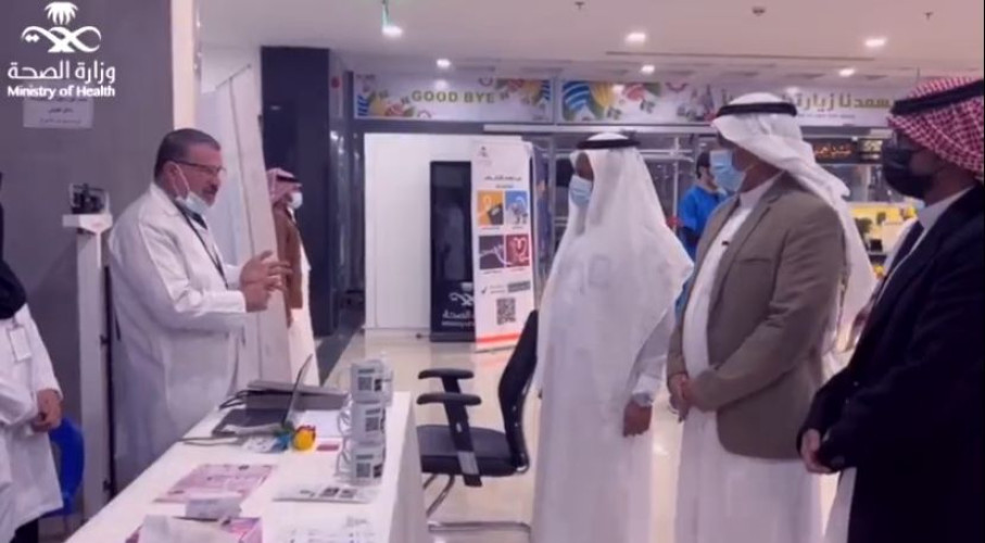 صحة القريات تفعل مبادرة “اعرف ارقامك” التوعوية في القريات مول