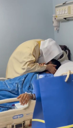 بالفيديو.. موقف مشرف لأحد أبطال الحد الجنوبي المصابين