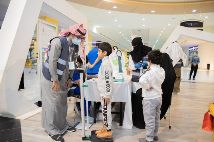 صحة حفر الباطن تقيم أركان توعوية تحت عنوان “غذاؤك صحتك” في المجمع التجاري المكان مول