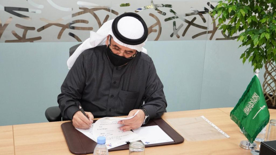 العرجي يوقع عقد إنشاء مستشفى علاج القدم السكري والتنفيذ خلال 20 شهراً