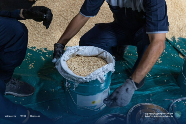 إحباط محاولتي تهريب أكثر من 8,3 ملايين حبة كبتاجون في ميناء جدة الإسلامي