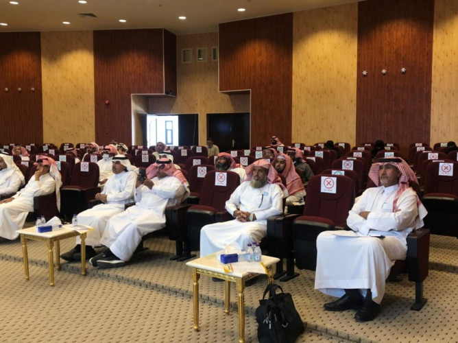 إقامة ورشة “حماية المناحل البلدية من الأمراض والآفات” بمحافظة رجال المع